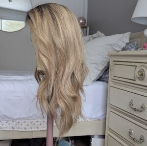 Human Hair, Madison Hair Collection 22" Dimensional blonde lace top wig, s/m